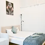 Serenity By Nw * Budapest