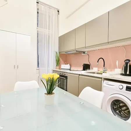 Serenity By Nw Apartment Budapest