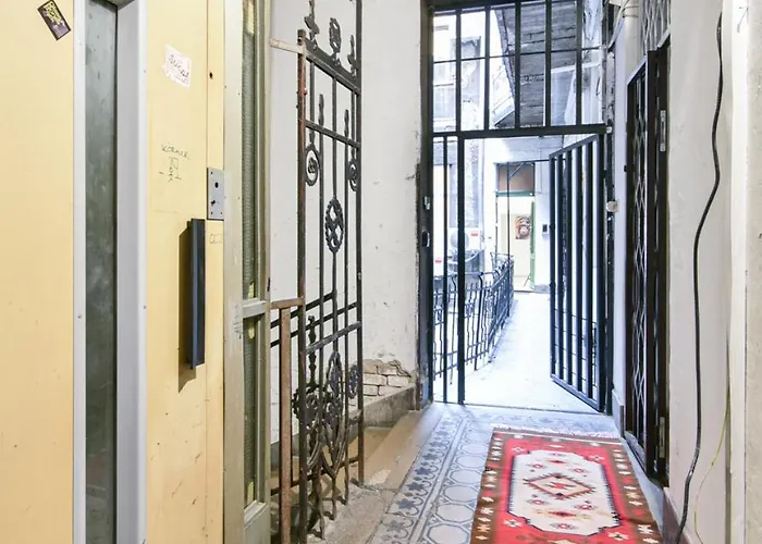 Serenity By Nw * Budapeşte